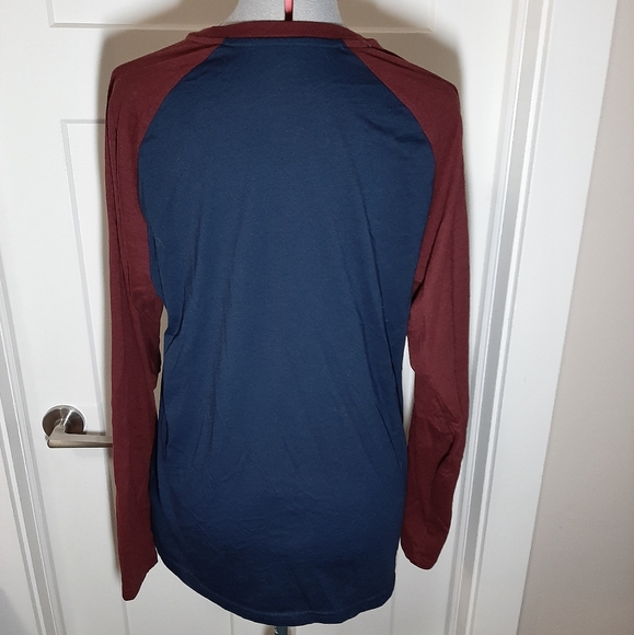 OLD NAVY Mens Raglan-Sleeve Colour-Blocked - Picture 3 of 4